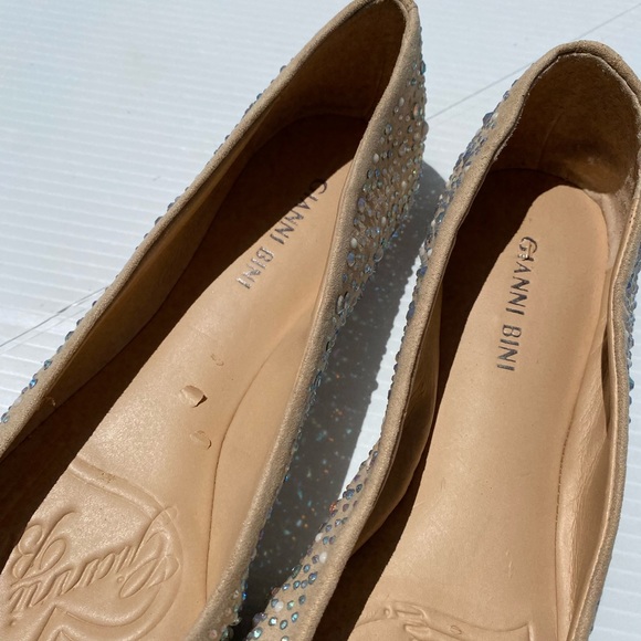 Size 6 Gianni Bini rhinestone studded flats - RR - Picture 3 of 8
